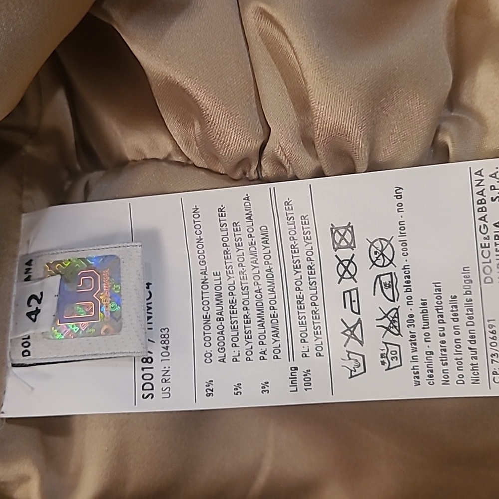 Dolce & Gabbana Size 42 Gold Leaf Dress - Picture 13 of 13